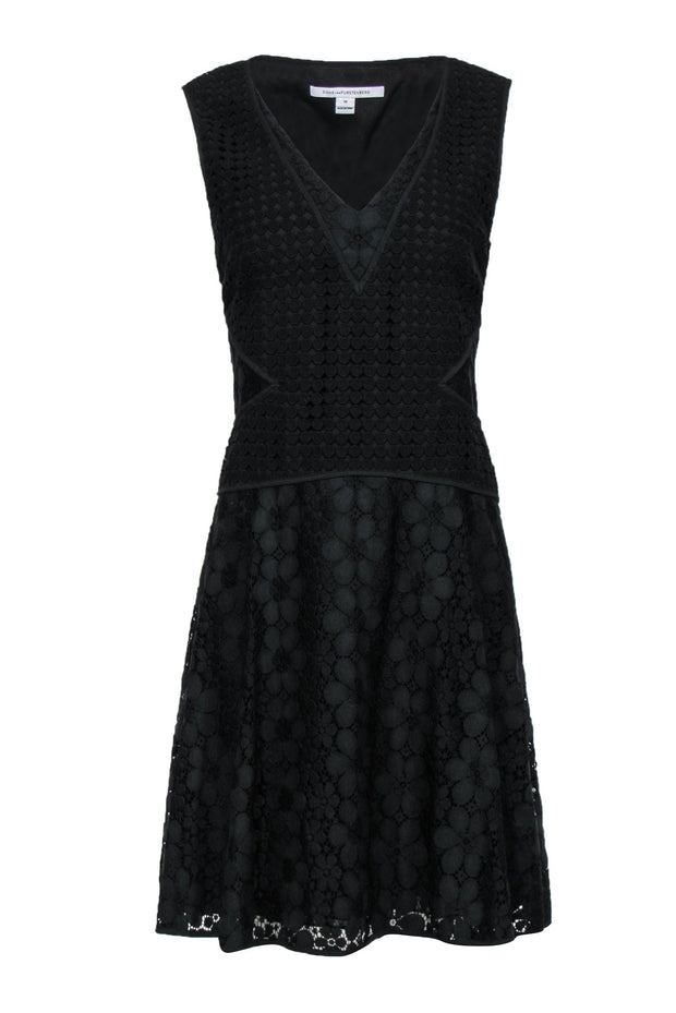Diane von Furstenberg - Black Eyelet Floral Lace Cotton Blend Dress Sz Diane von Furstenberg - Black Eyelet Floral Lace Cotton Blend Dress Sz