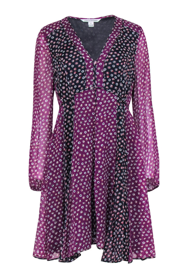 dvf purple silk dress The Timeless Allure of Diane von Furstenberg: Why the DVF Wrap Dress R