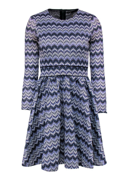 grey and white chevron dress Maje